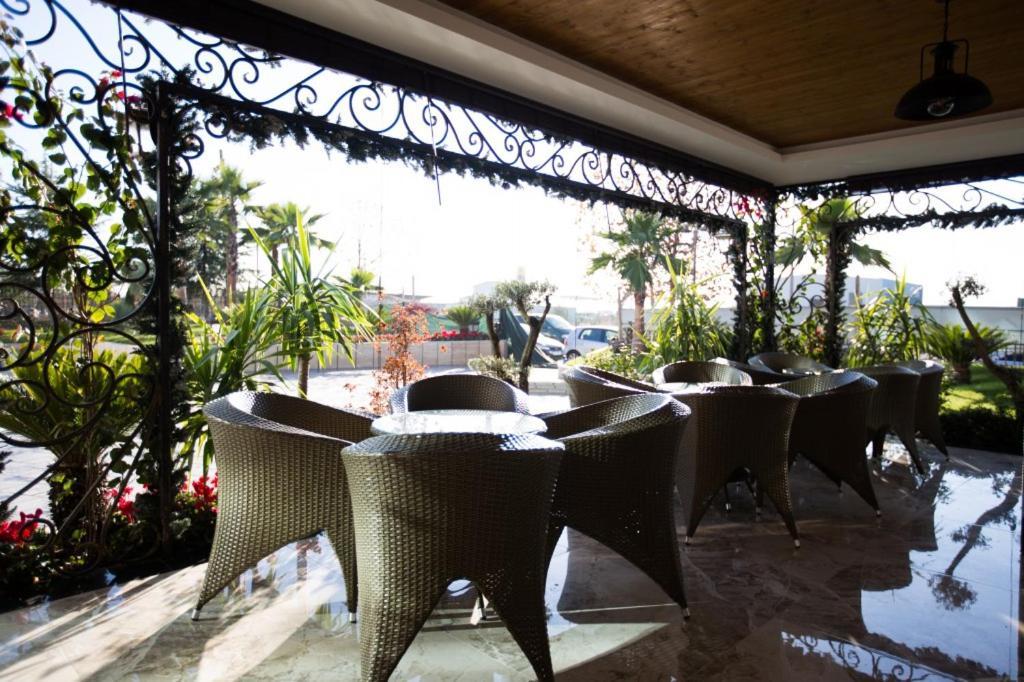 Hotel Britania Kamez المظهر الخارجي الصورة